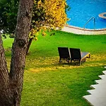 아파트 2 Bedroom With Pool - Na Casa De Pascal *