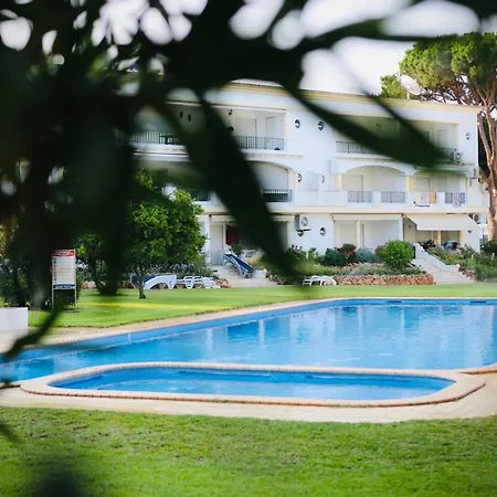 Apartment 2 Bedroom With Pool - Na Casa De Pascal