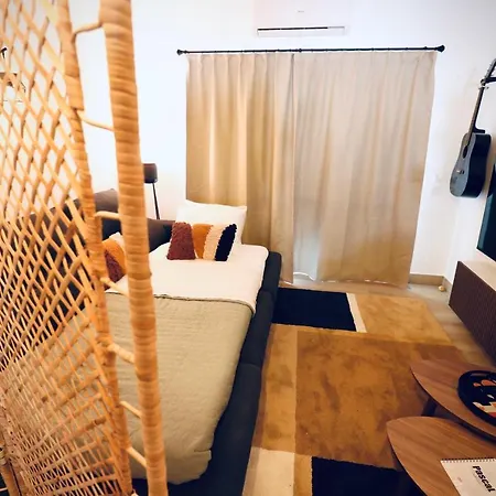 2 Bedroom With Pool - Na Casa De Pascal Apartment