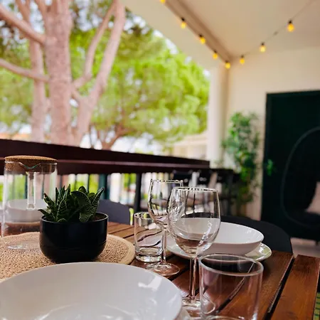 アパート 2 Bedroom With Pool - Na Casa De Pascal